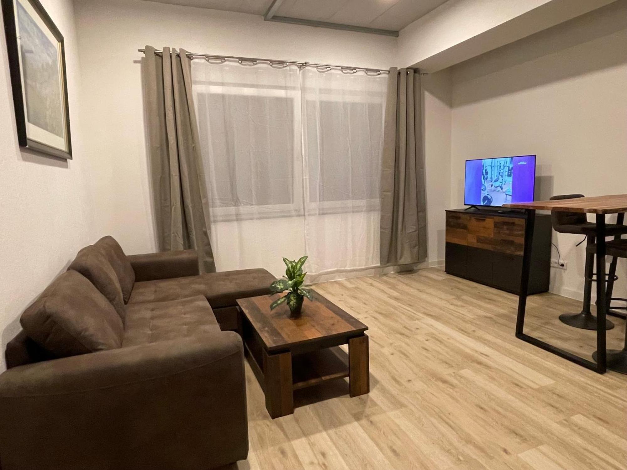 Wunderschoenes Apartment Am Schloessle Zentrum Pforzheim Luaran gambar