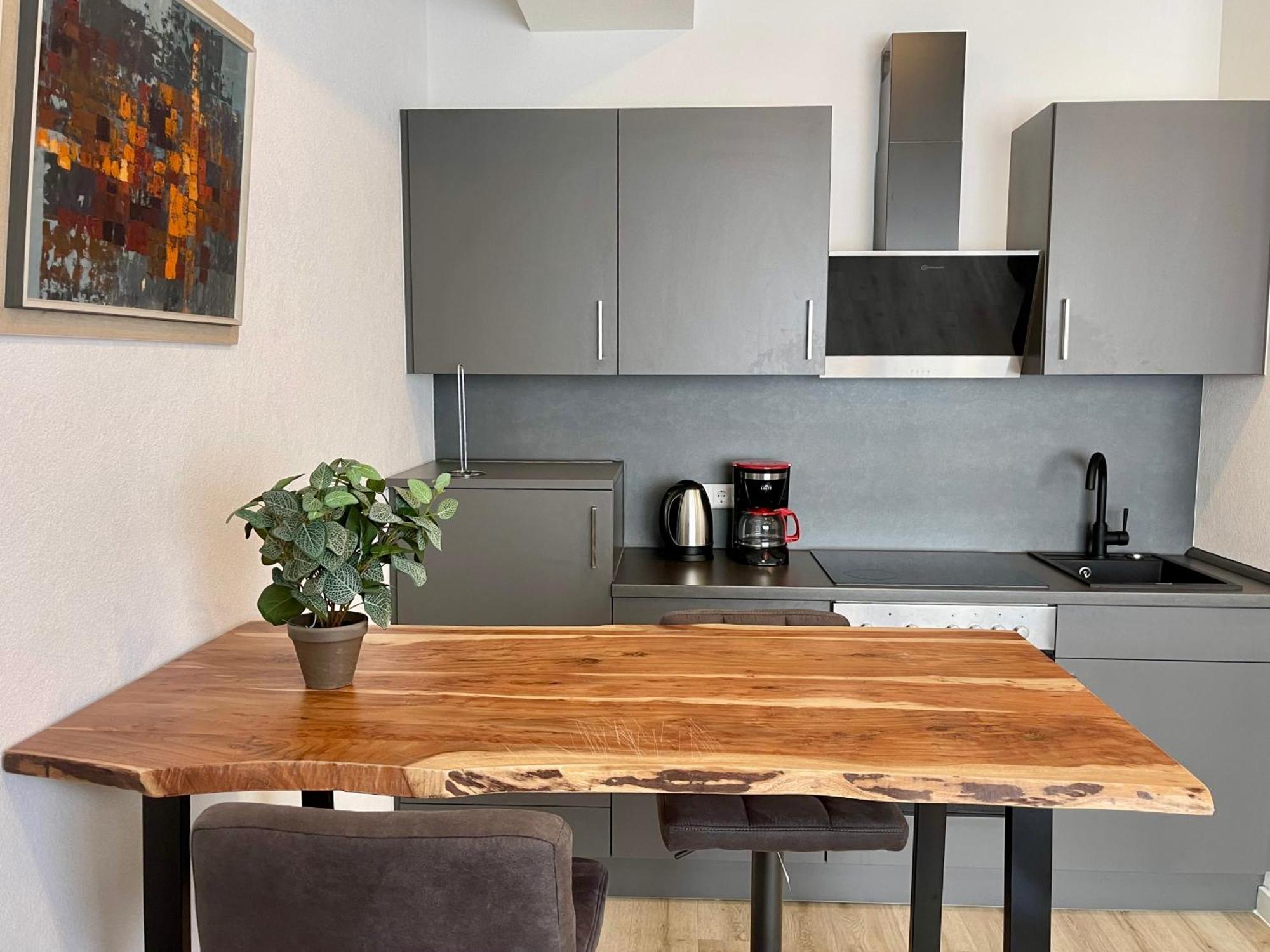 Wunderschoenes Apartment Am Schloessle Zentrum Pforzheim Luaran gambar