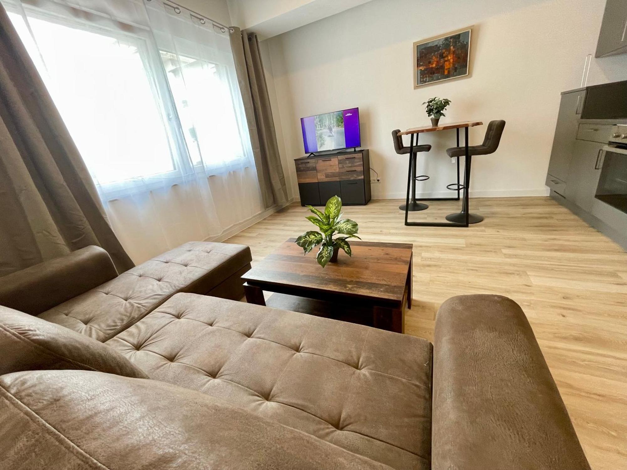Wunderschoenes Apartment Am Schloessle Zentrum Pforzheim Luaran gambar