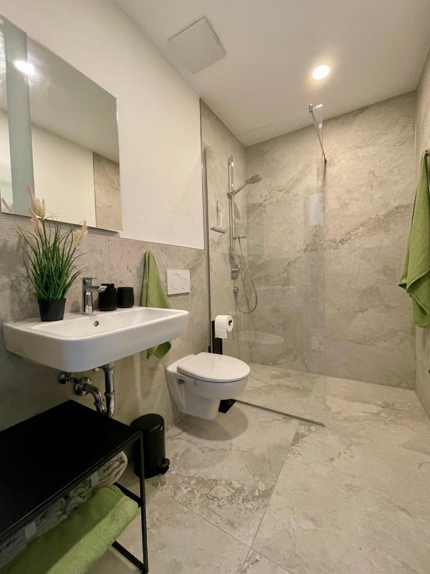 Wunderschoenes Apartment Am Schloessle Zentrum Pforzheim Luaran gambar